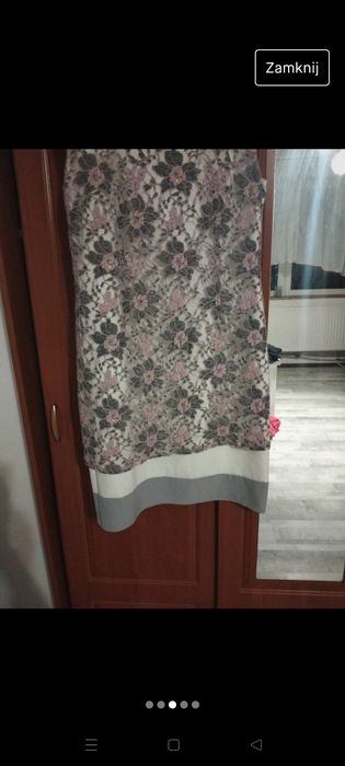 Sukienka z koronką 42