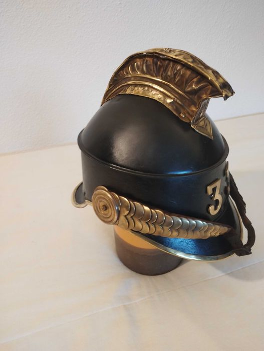 Capacete de Bombeiro Françês , Segundo Império. 1851