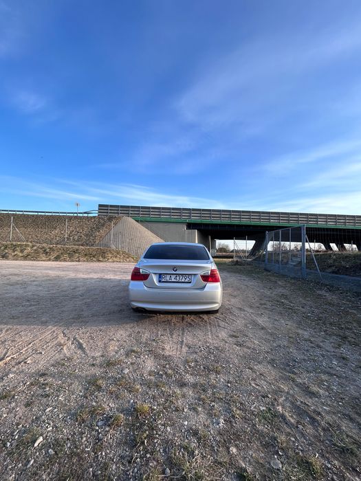 BMW e90 318i 2006r