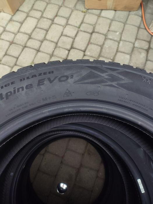 Kompletne koła zimowe 17 5x100 57.1 et35 opony sailun evo2 205/55/17  Seat arona VW taigo t-cross tcross opony 2026 nowe świeże