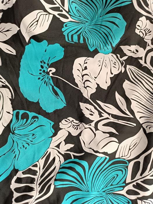 Купальник суцільний сдельный фирменный  р.48-50-52 (грудь 2-3)