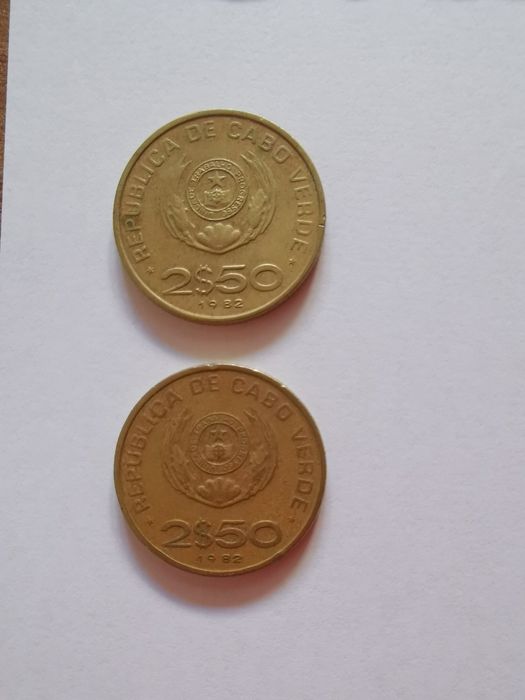 Notas e moedas vários paises