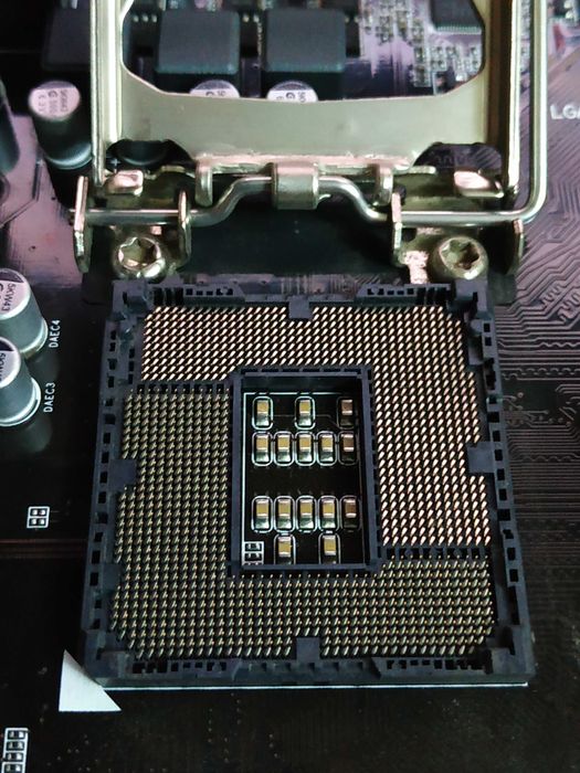 материнка  Gigabyte H110M-DS2 сокет 1151