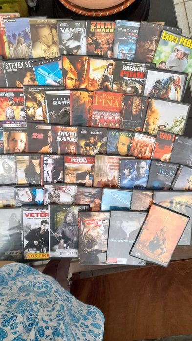 Bons filmes variados em DVD originais tem novo preço