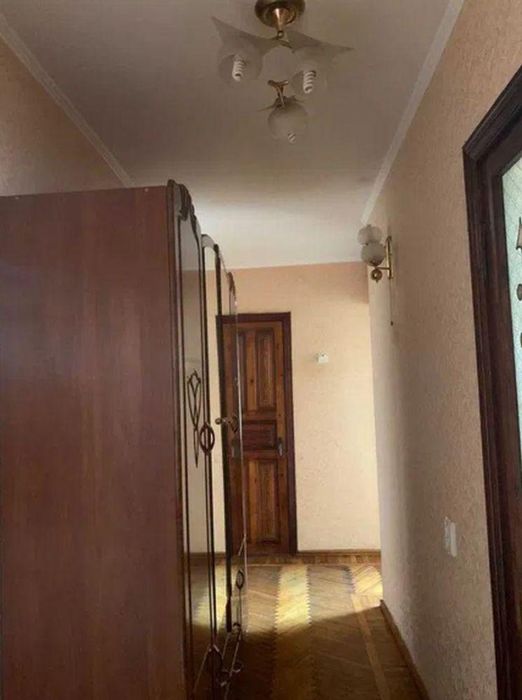 Продам 3-комн квартиру в районе Щепкина ул.