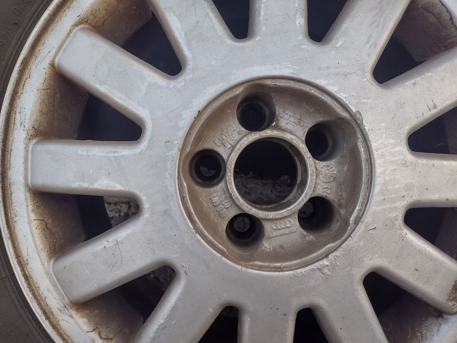 Продам диски 15 с летней резиной