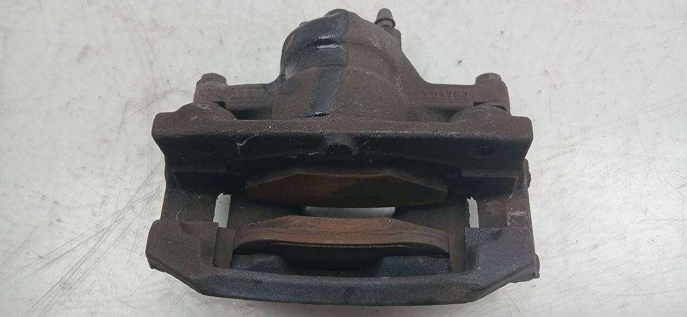 Pinça travão / maxila de travão frente direita PEUGEOT 107