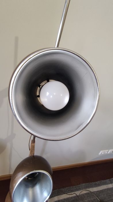 Candeeiro de chão Temde