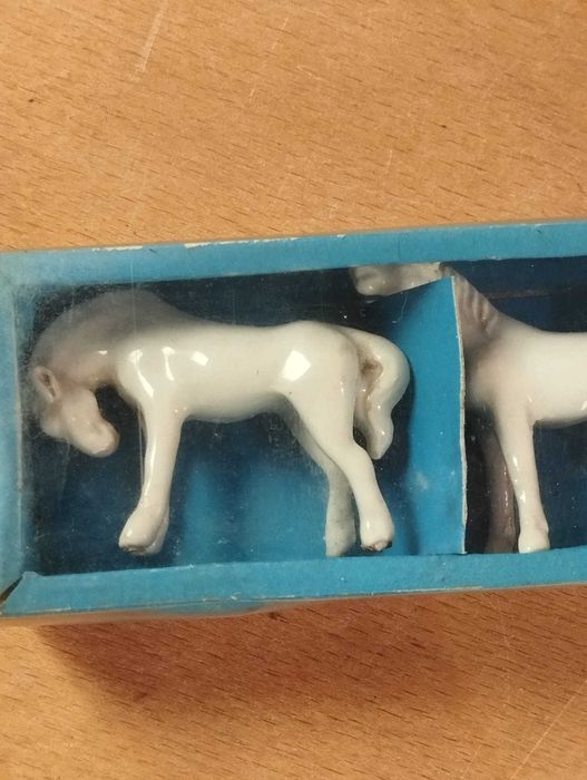 Conjunto 4 Cavalos Porcelana China NOVO