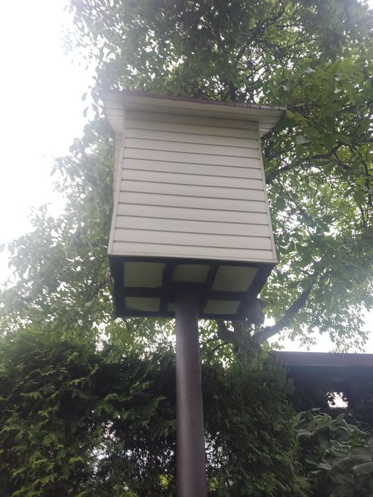 Domek dla gołębi na nużce