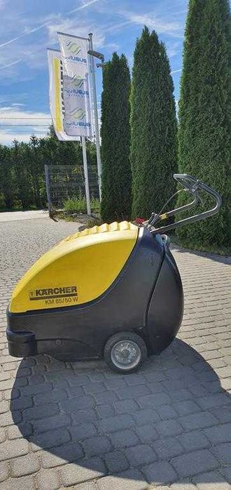 Zamiatarka KARCHER KM 85/50 W Bp BATERYJNA