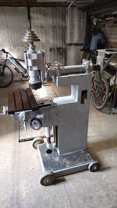 Фрезерний станок свердлильний токарний