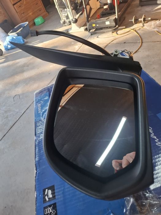 Nowe podgrzewane lusterko vito 14