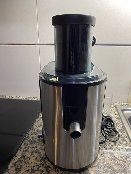 Centrifugadora como nova