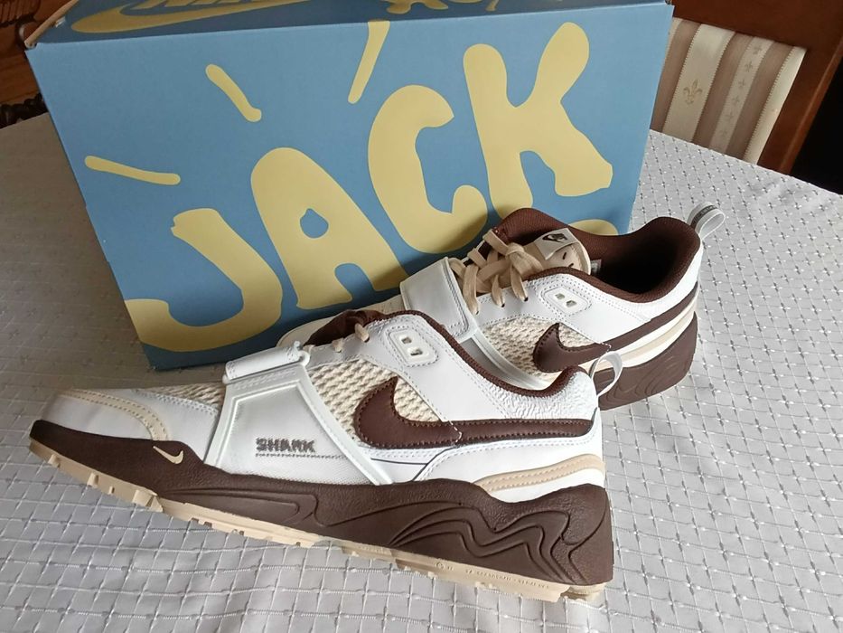 (r. 45,5) Nike Zoom Field Jaxx Travis Scott Light Chocolate HQ3073,100