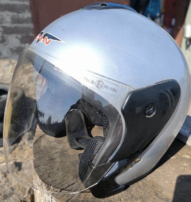 Продаж мото шолом