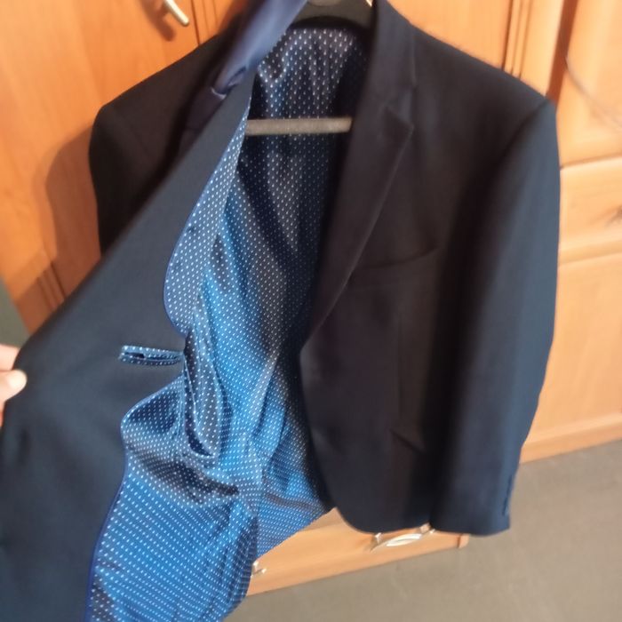 Garnitur męski sprzedam