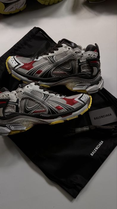 balenciaga runner archive drip style red раннери сітка кросівки на літо