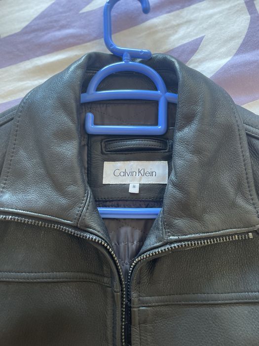 Jaqueta em Pele Calvin Klein