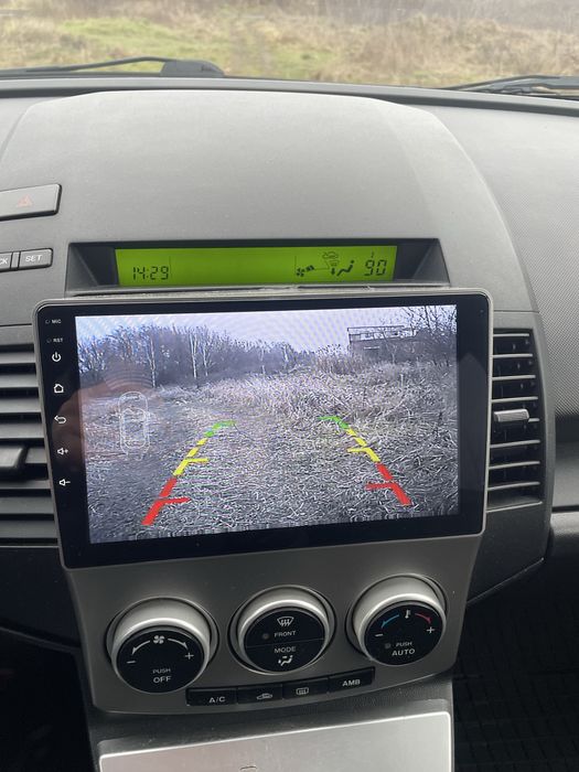 Продаю Мазда 5 (2006) на газу