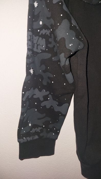 Sweat com capuz Star Wars Lucas film
Tamanho 6/7 anos