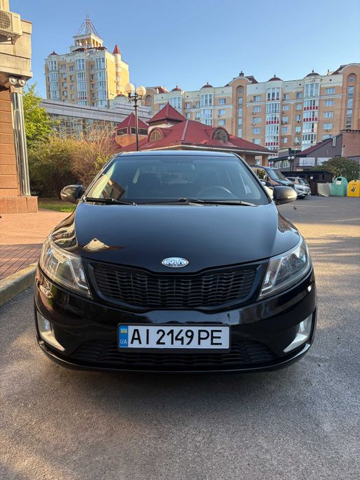 Автомобіль Kia Rio 2012 автомат газ/бензин