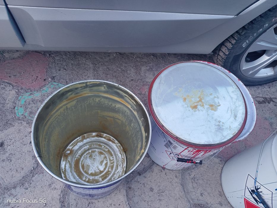 Відро б/у метал велике