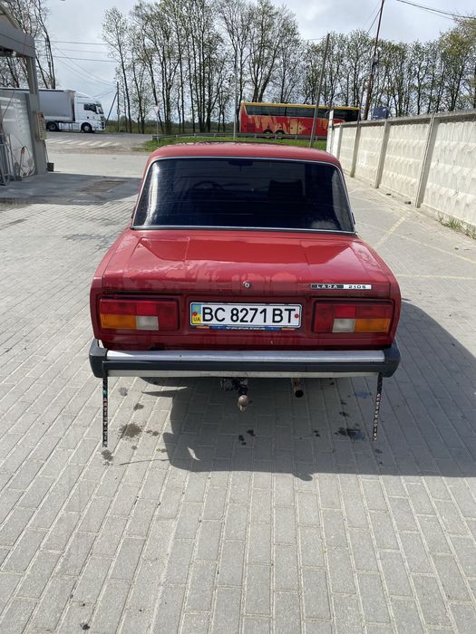 Lada 2105 Читати опис.