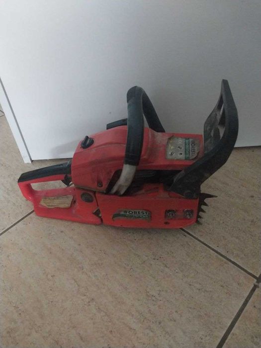 Бензопила FORESTA 1,7 кВт, 45см