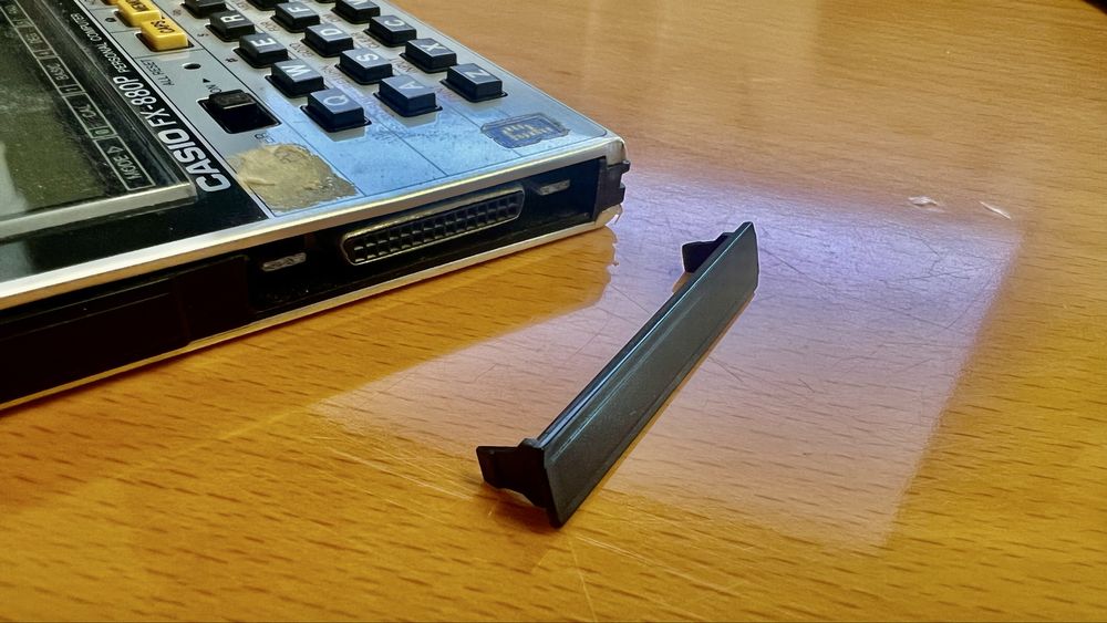 Calculadora CASIO FX-880P