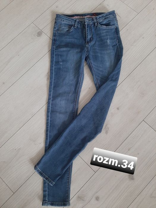 Sprzedam spodnie rozm.34