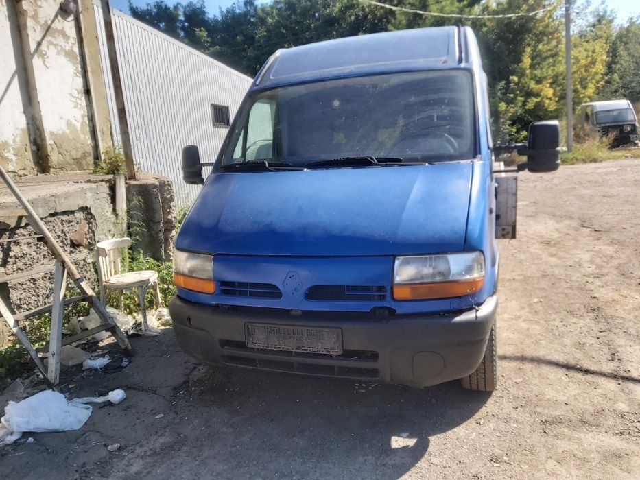 Рено      Мастер