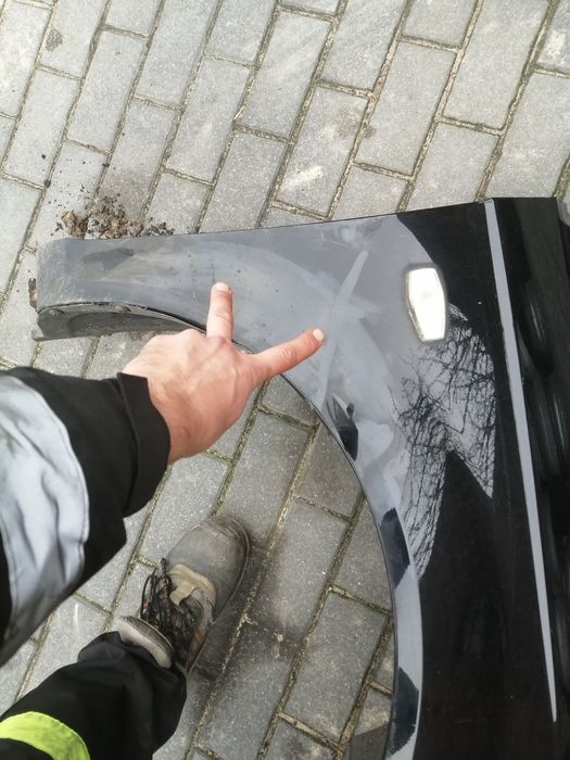 Hyundai Getz lift błotnik prawy kolor EB