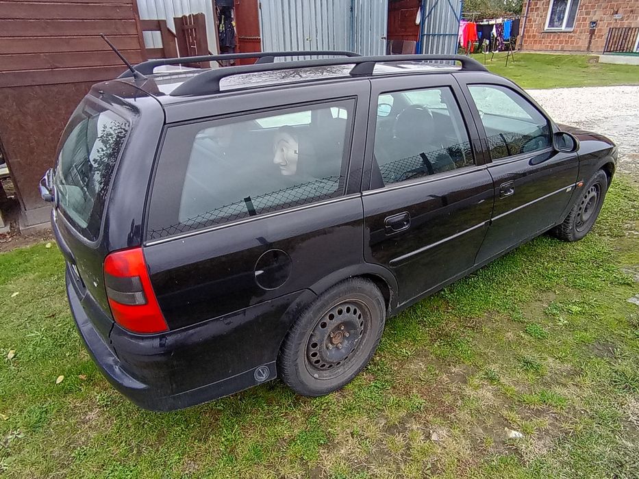 Opel Vectra 1.8 1999r B+G