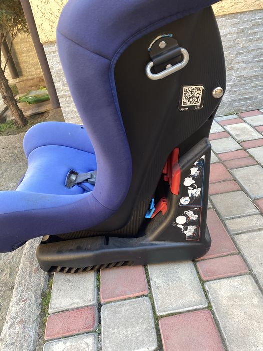 Детский мир (автокресло)