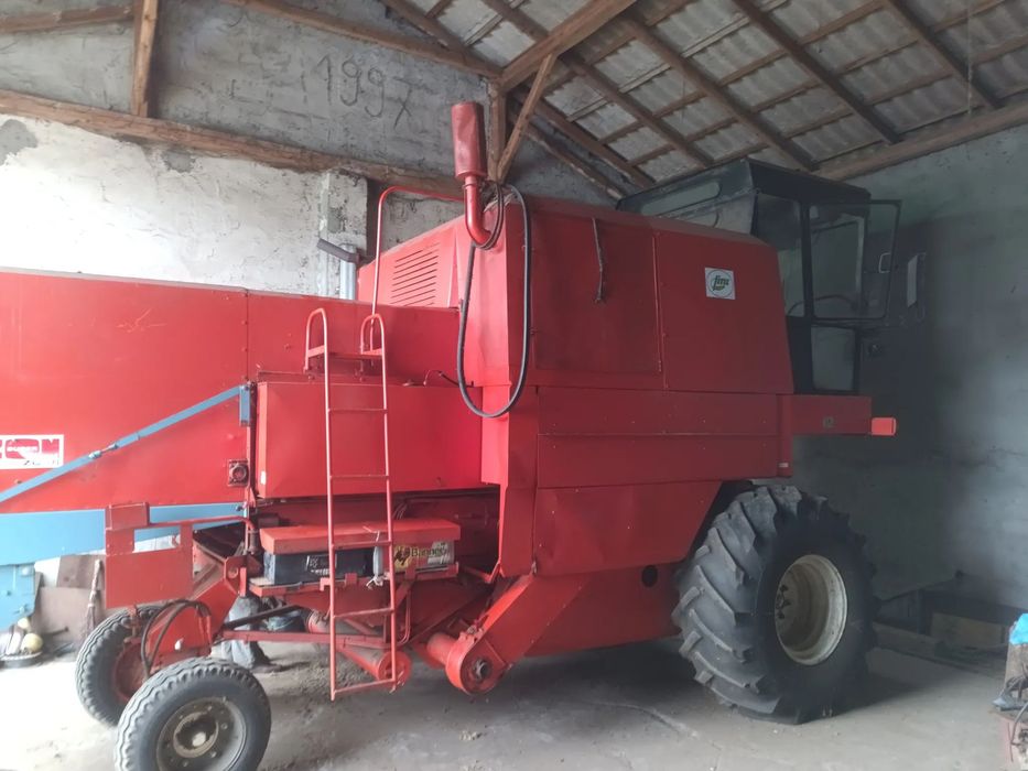 Bizon super Z056  Sprzedam Kombajn BIZON Z 056