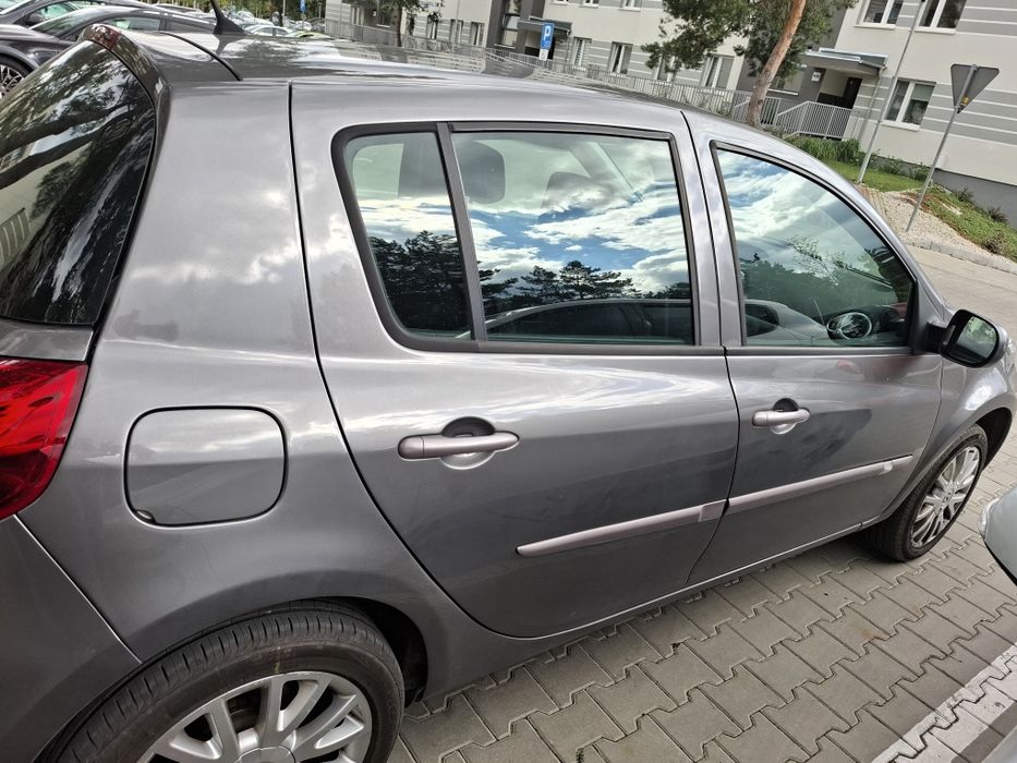 Renault clio 3 2009 Hatchback Automat