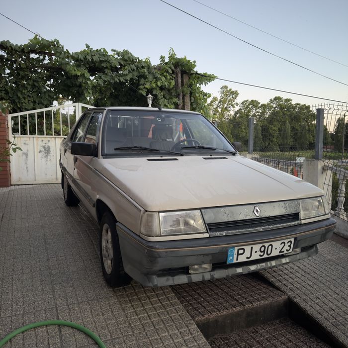 Renault 9 gtl