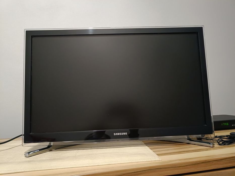 Telewizor Samsung UE22H5600AW