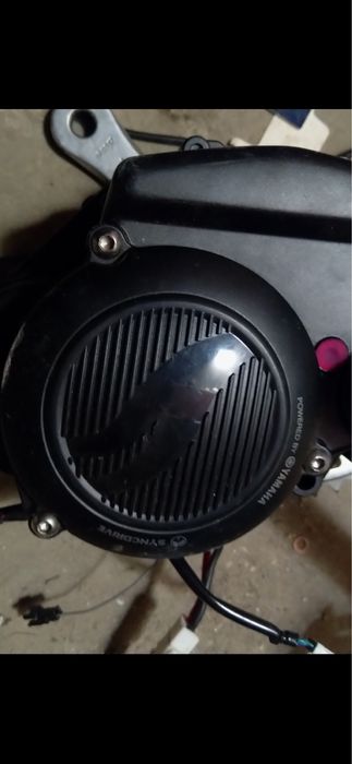 Rama GIANT XL + silnik Yamaha SyncDrive NOWE (rower elektryczny)