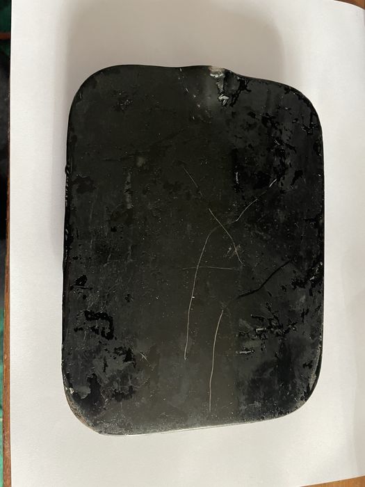 Лючок бензобака е34