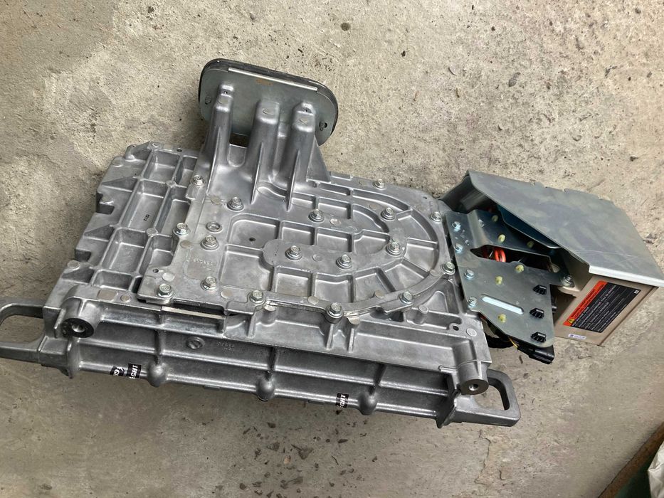 Nissan Leaf 2011-2012. Перетворювач, інвертор, charger, PDM модуль.