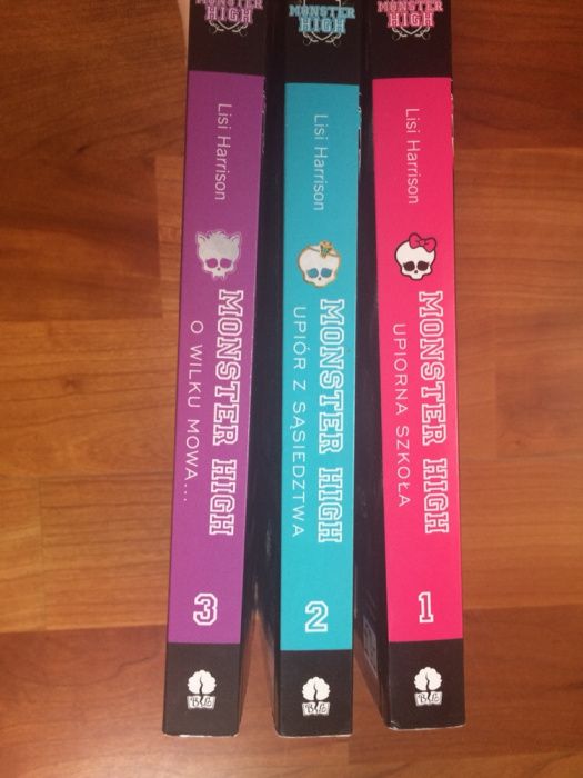 Zestaw książek Monster High 3 tomy
