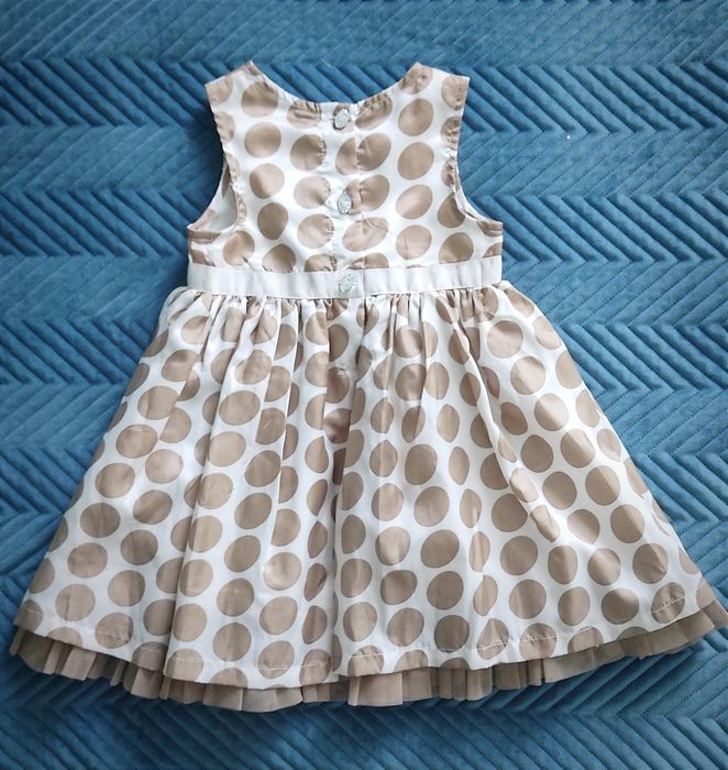 Śliczna elegancka sukienka w grochy r 80