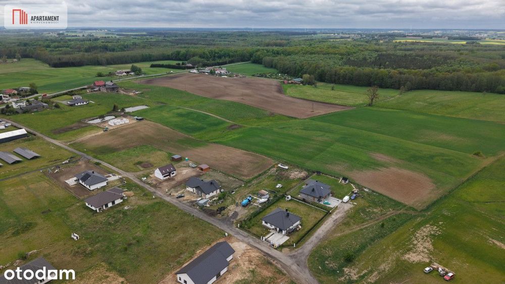 Działka budowlana 2437 m² – Stradomno
