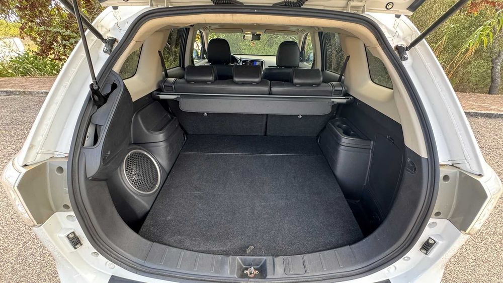 Mitsubishi Outlander PHEV Hibrido Plug-in