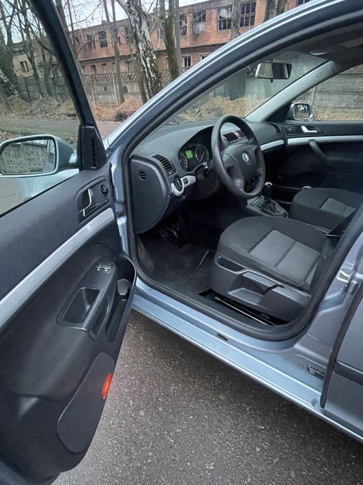 Шкода A5 1.6 • 188 тис пробіг • В рідній фарбі