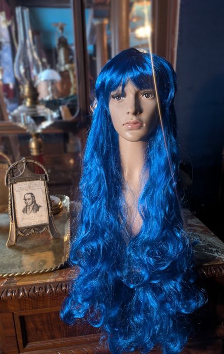 Peruka niebieska włosy długi, fale, loki
