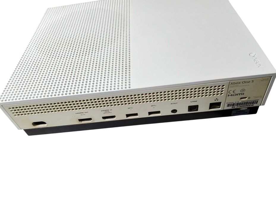 konsola xbox one S MODEL 1681 + 2 pady