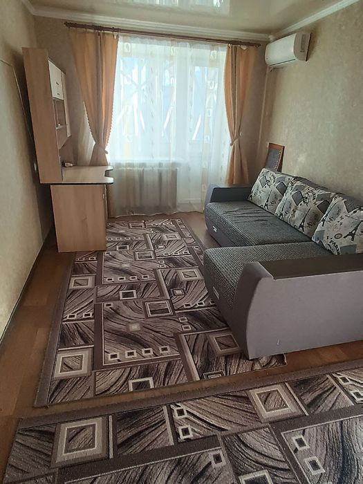 Сдам двухкомнатную квартиру в аренду посуточно г.Славянск